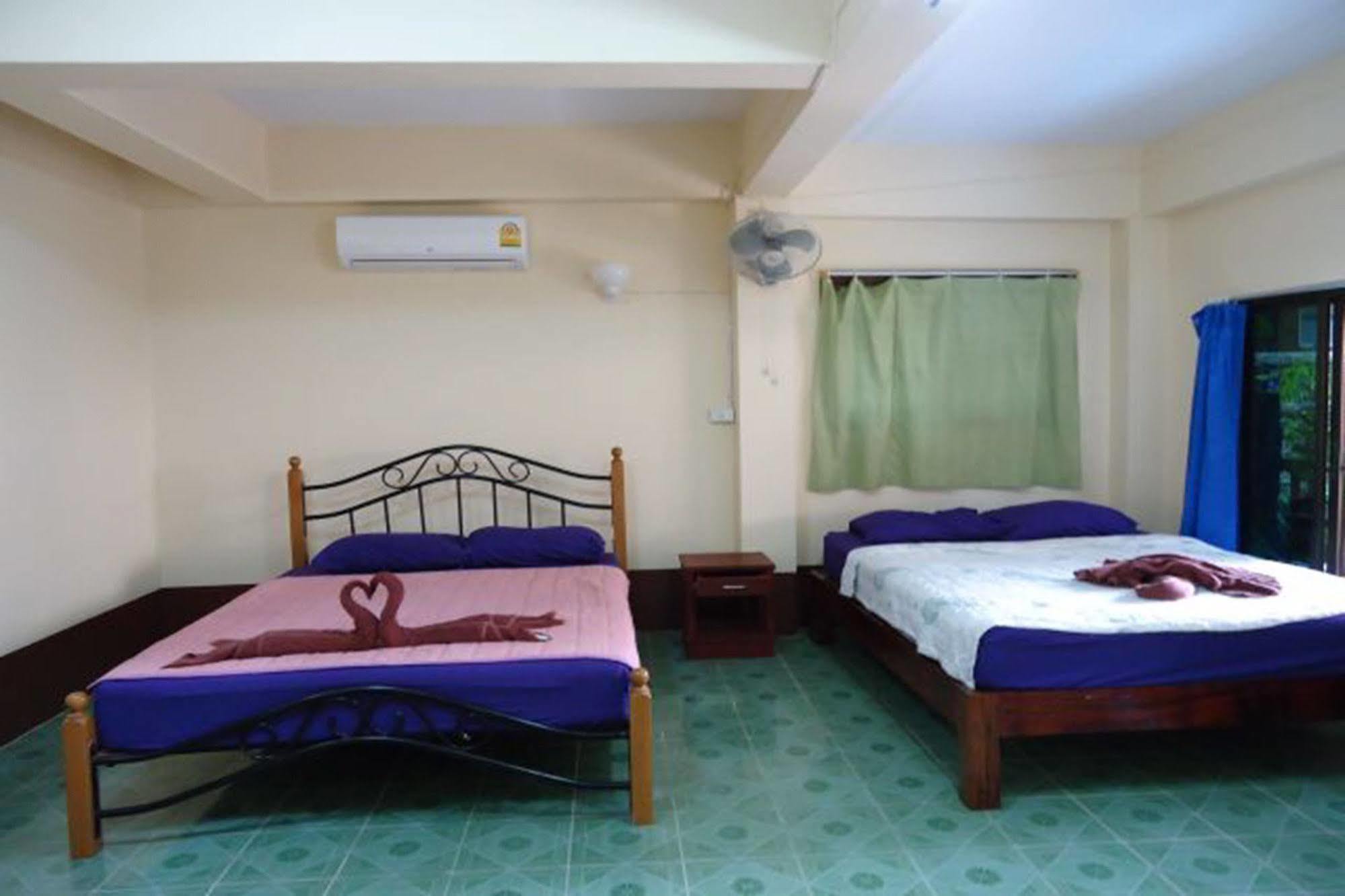 Koh Chang Hut Hotel Exterior foto